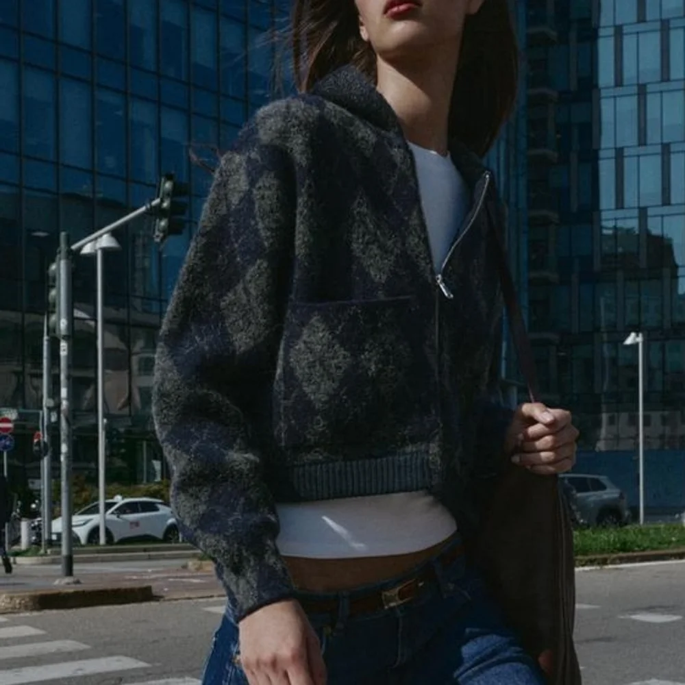 ZARA ARGYLE KNIT BOMBER JACKET - Picture 7 of 13